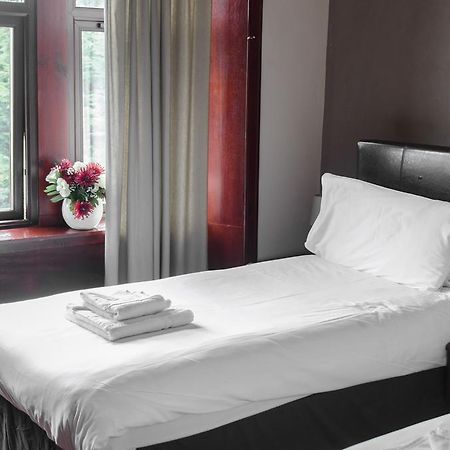The Fullarton Park Hotel Глазго Экстерьер фото